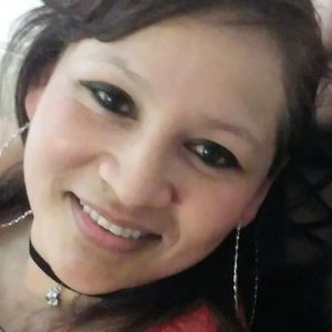 Meet your Posher, Leonor